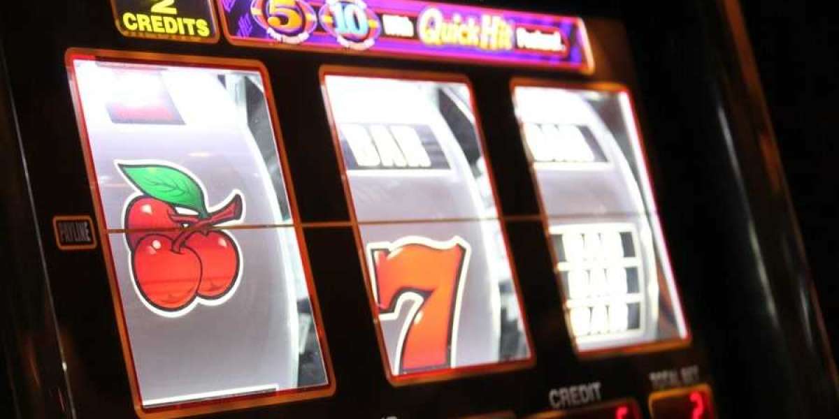 Unveiling the Allure of Online Slots